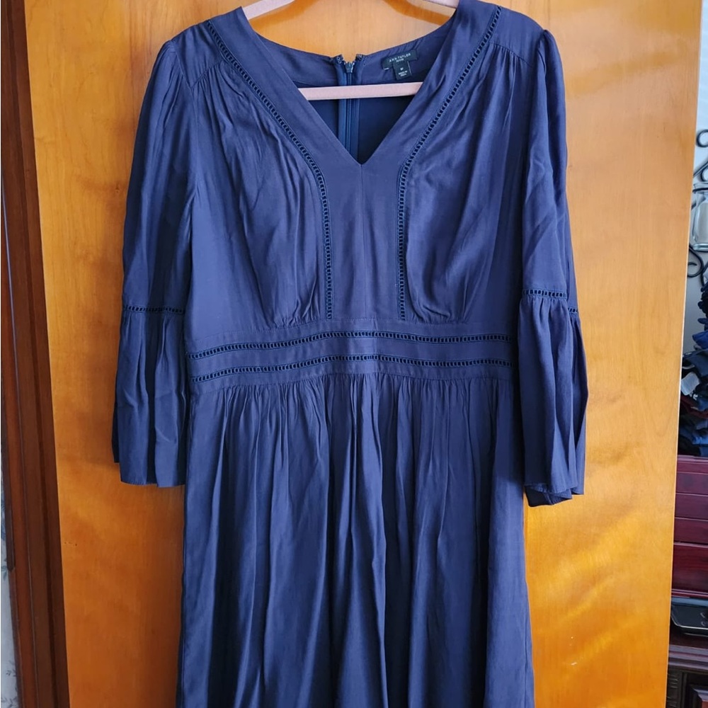 ANN TAYLOR PETITE DRESS